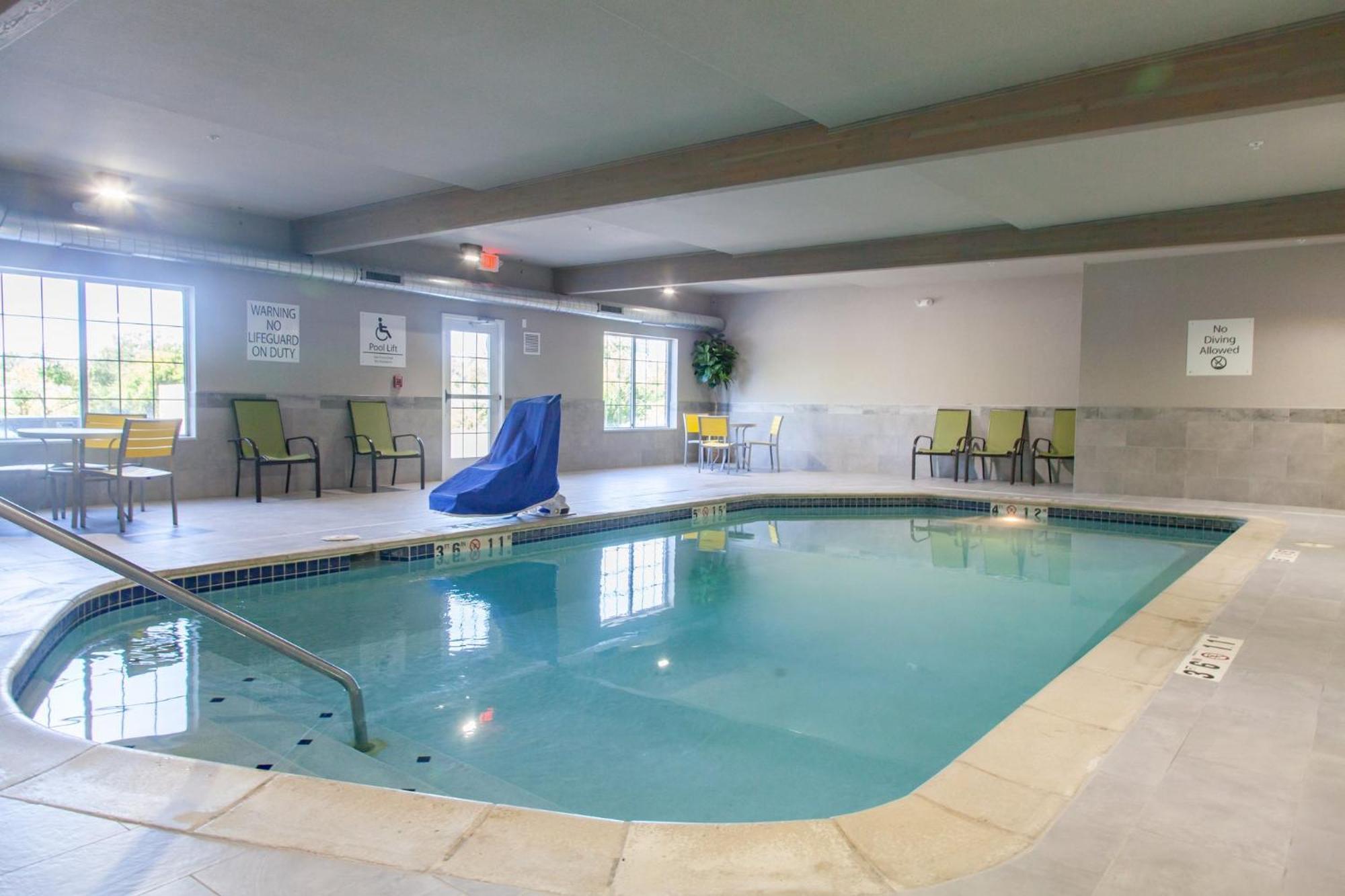 Holiday Inn Express Jackson By Ihg Zewnętrze zdjęcie